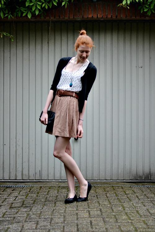 Flowy skirts + polkadots = summer