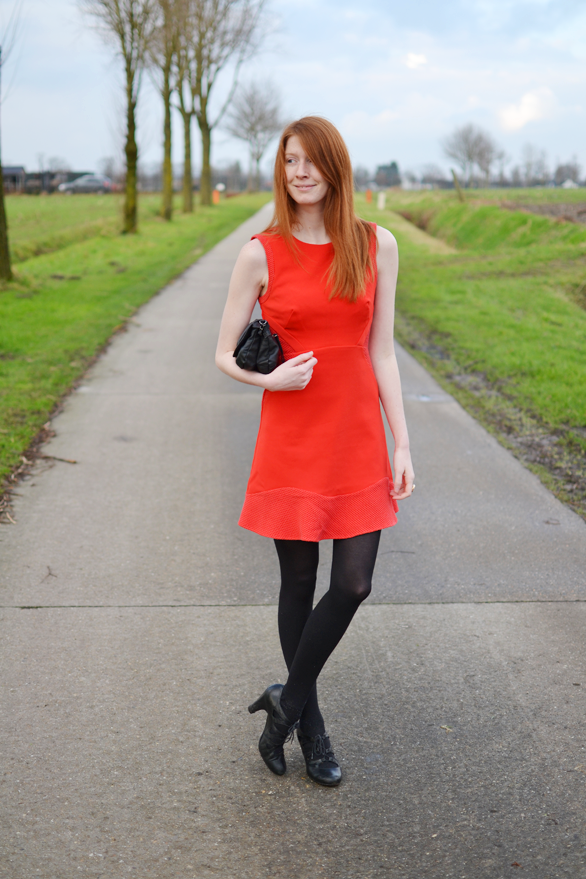 Radiating Red - Baubles to Bubbles