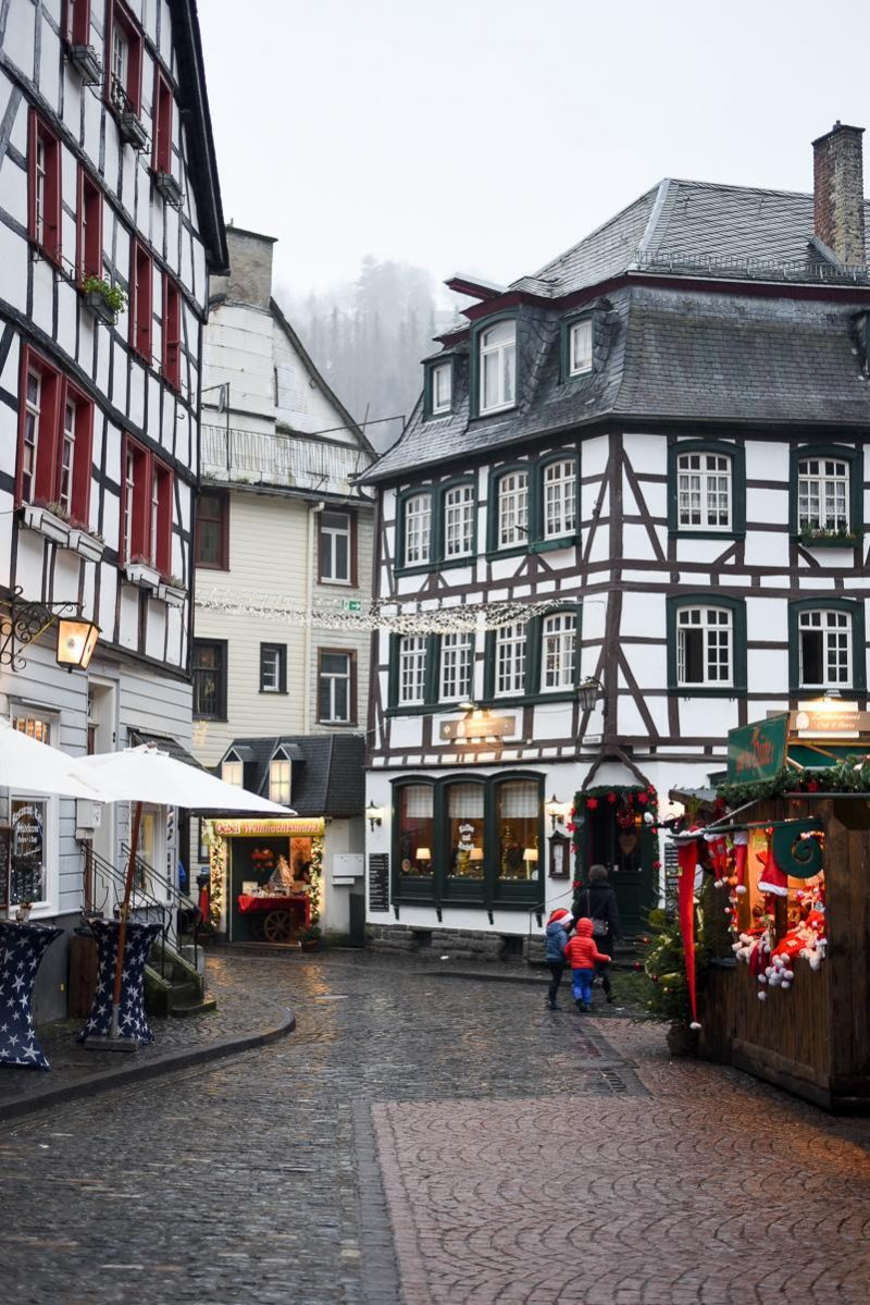 weihnachtsmarkt monschau