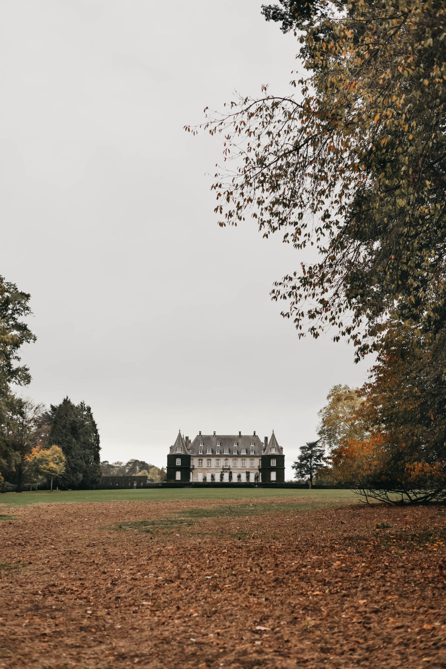 Château de la Hulpe in Fall