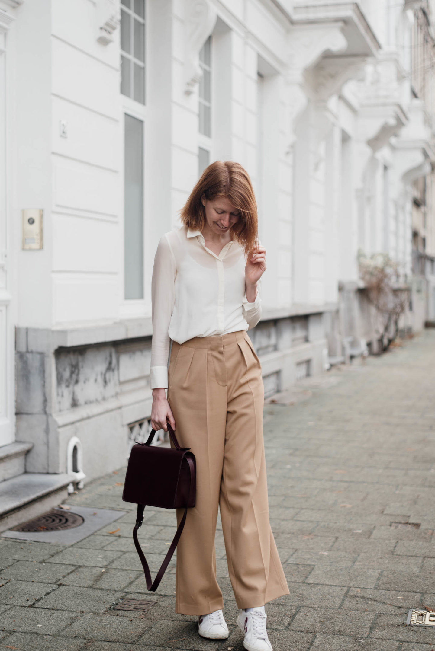 wide leg pants and sneakers outfit