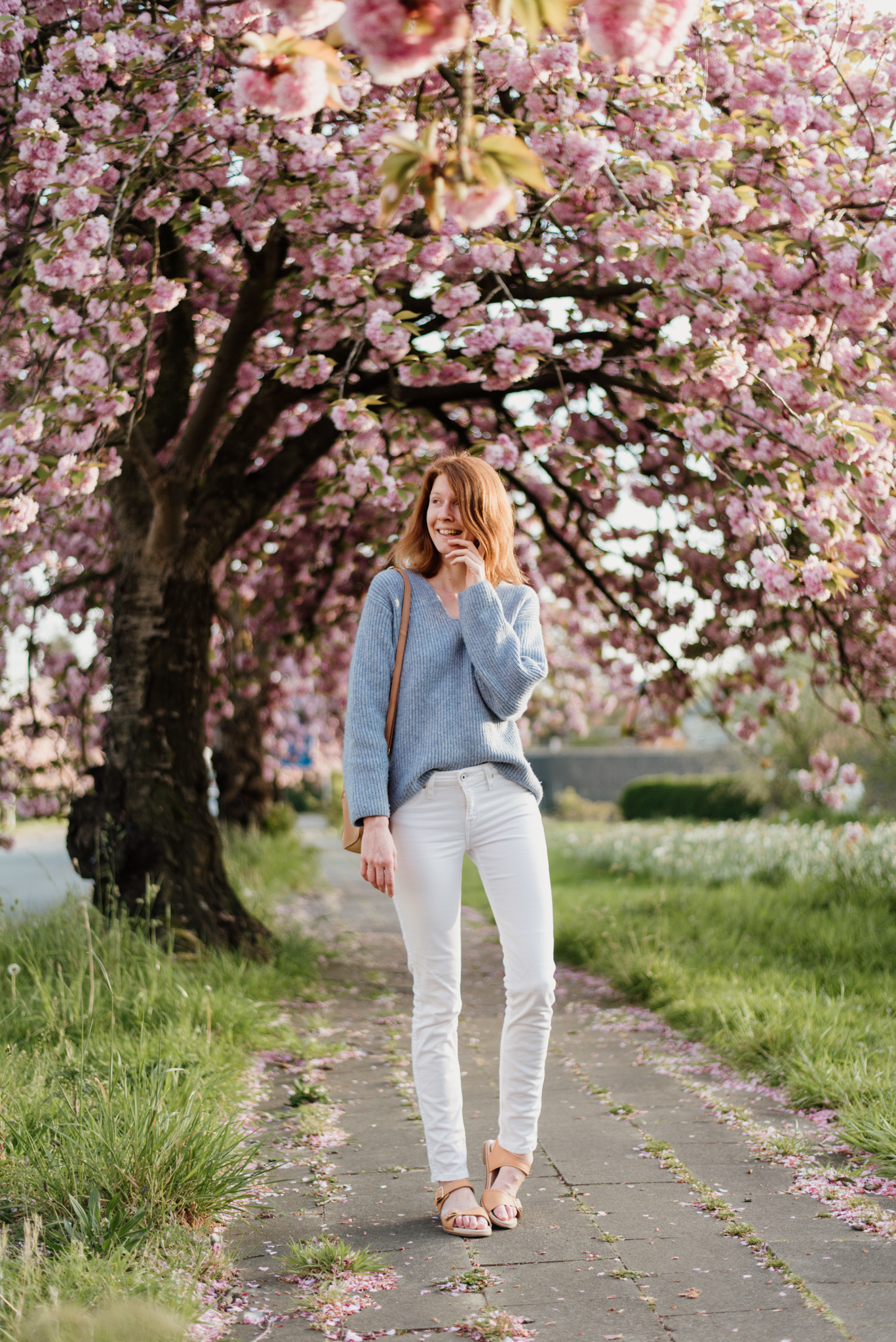 Casual White Jeans Outfit • The Ginger Diaries